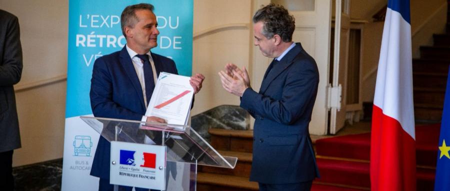 Pour son autocar rétrofité à l'hydrogène, le groupe savoyard GCK obtient la première homologation mondiale