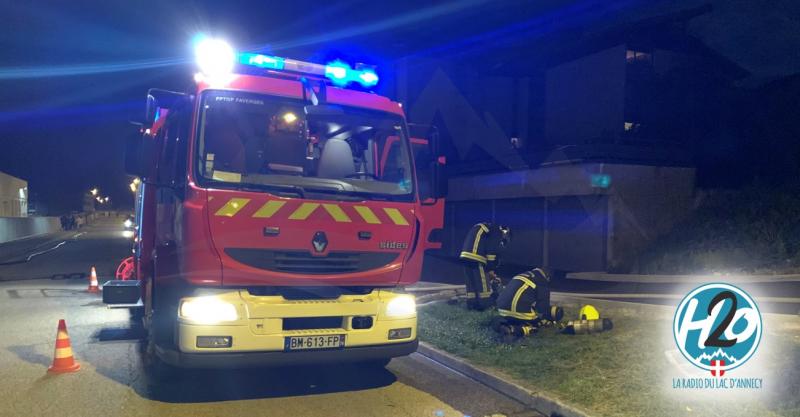 FAVERGES-SEYTHENEX | Un feu de voiture détruit 6 véhicules au cœur de la nuit