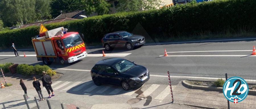 DOUSSARD | Percutée sur un passage piéton par une collision en chaîne
