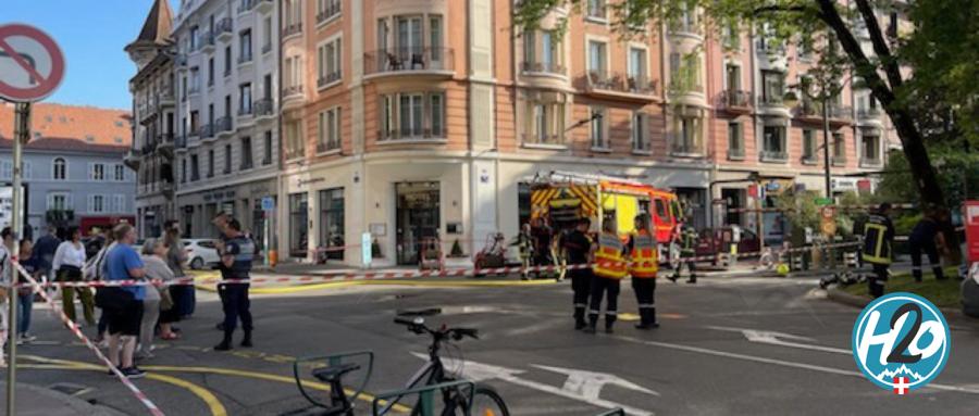 ANNECY | Un feu détruit plusieurs voitures dans le parking de la poste