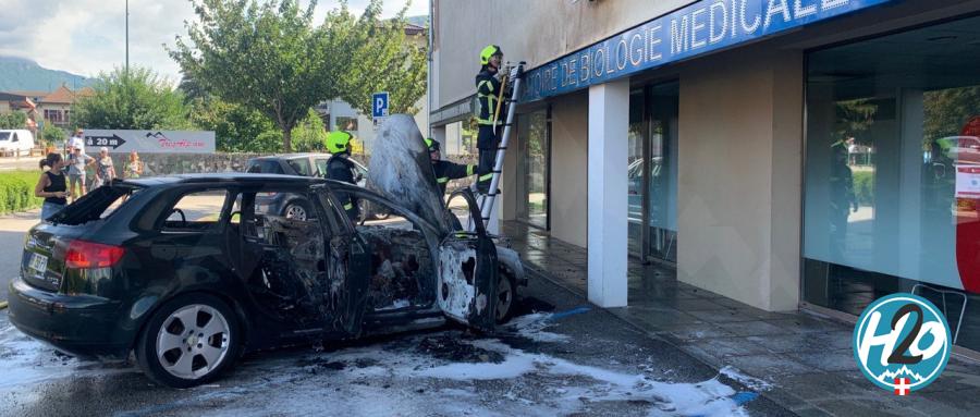SAINT-JORIOZ | Feu de voiture : des dégâts mais pas de blessé