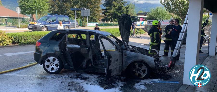 SAINT-JORIOZ | Feu de voiture : des dégâts mais pas de blessé