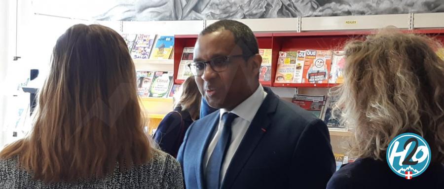ANNECY | Le ministre de l’Éducation nationale à la rencontre de familles ukrainiennes