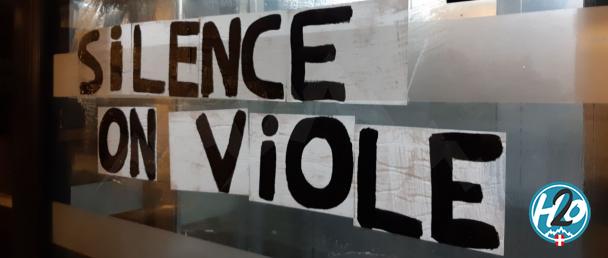 ANNECY |  Les colleuses : les mots de la société