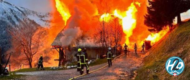 Après l’incendie du gîte du Passant au Reposoir, les deux gérants déjà tournés vers l’avenir